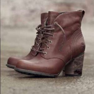 TIMBERLAND-sz 9 EK Trenton Waterproof Ankle Boot